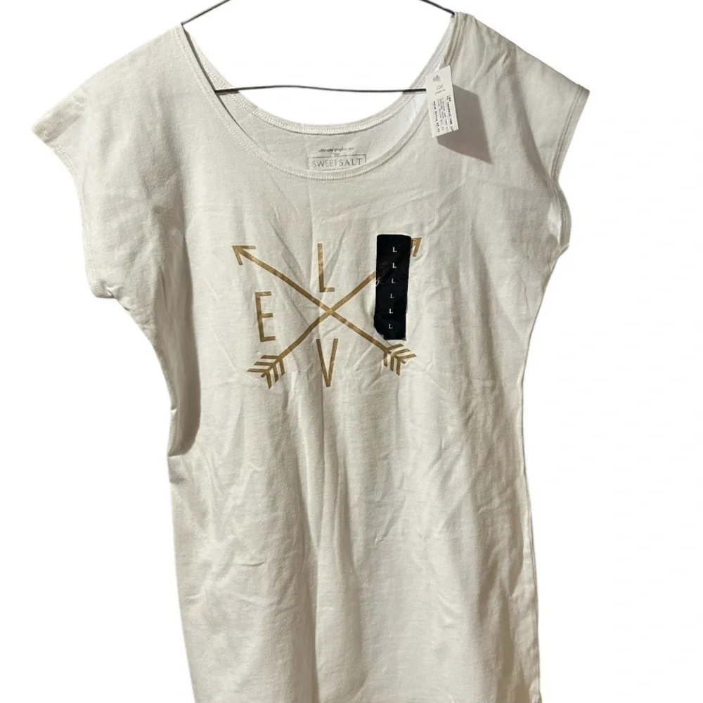 Sweet Salt White Graphic Tee size large